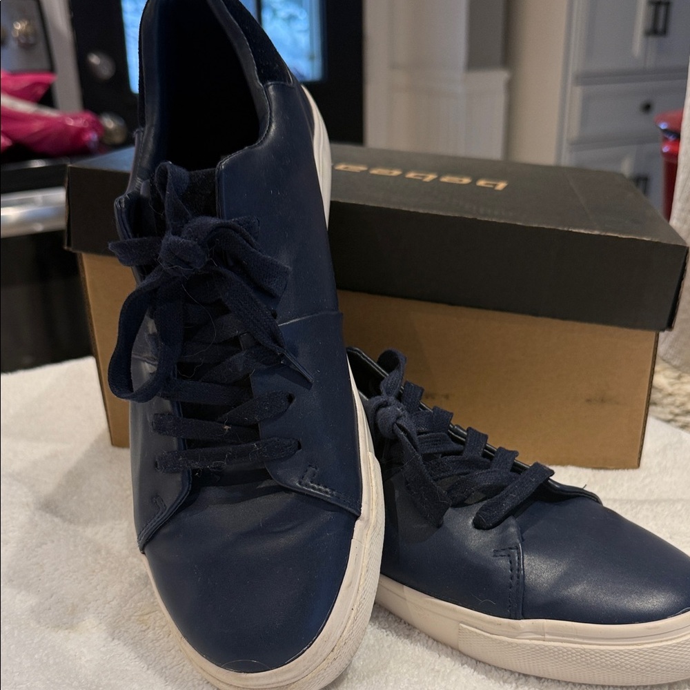 Express Navy Leather Low-Top Sneakers with White Sole